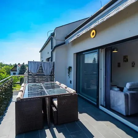 Ah-premium Rooftop زاماردي